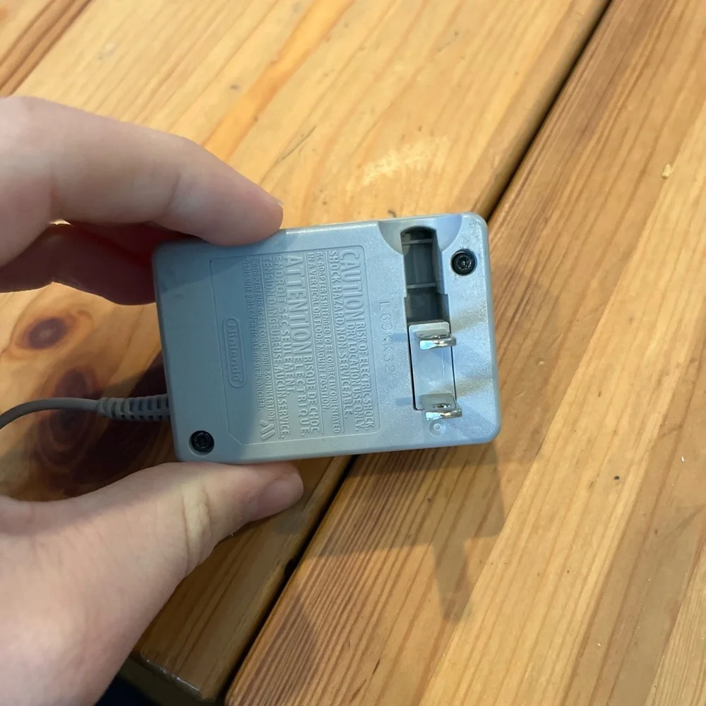 Nintendo 3DS charger